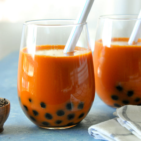 Immerse yourself to local Thai Milk Tea